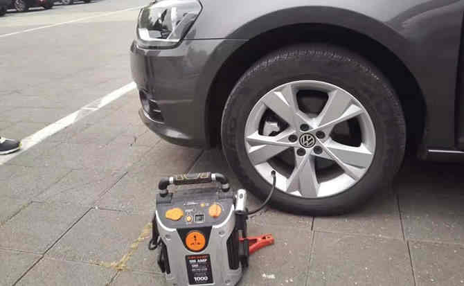 广安汽车搭电案例